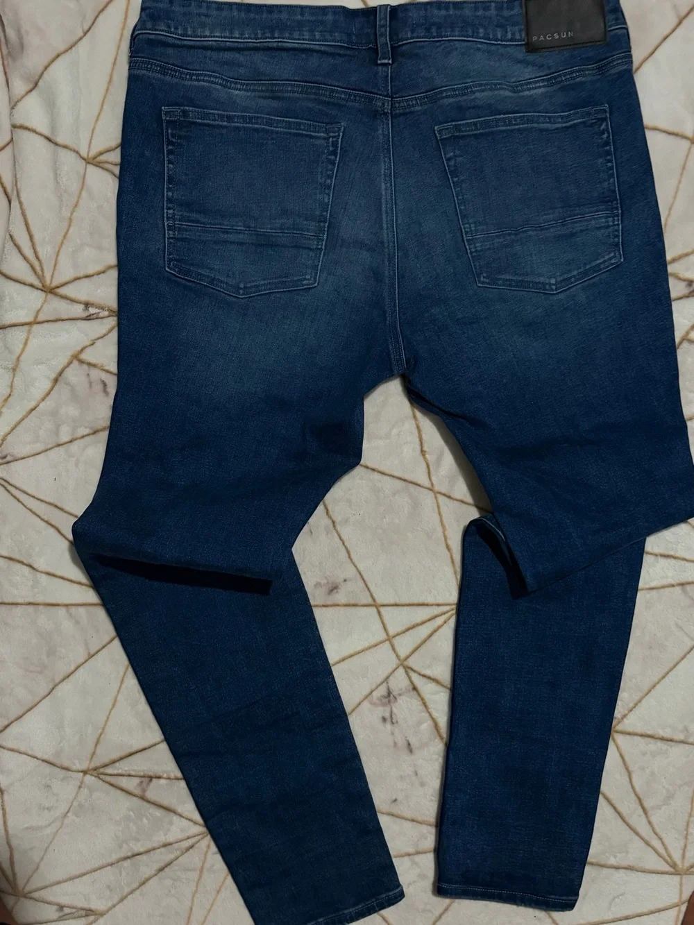 PacSun Women's Distressed Skinny Jeans in Dark Blue Wash